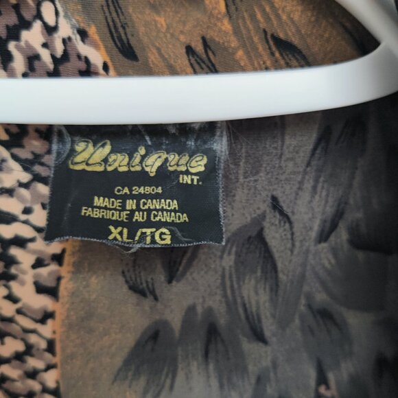 XL Lovely Print Blouse - Picture 3 of 3